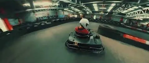 Cadru din filmul „Videoclip publicitar pistă Karting”, al 2 din 2.